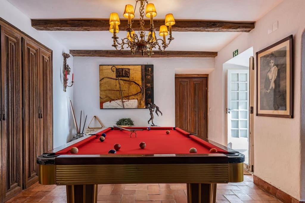 فيلا Unique Luxurious 17-Century Smart Chapel In Historical Center - Sintra Wow المظهر الخارجي الصورة
